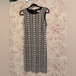 Calvin Klein Black and White Sleeveless Patterned Midi Dress